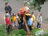 Besuch des Kindergarten zur Besichtigung unserer Imkerei